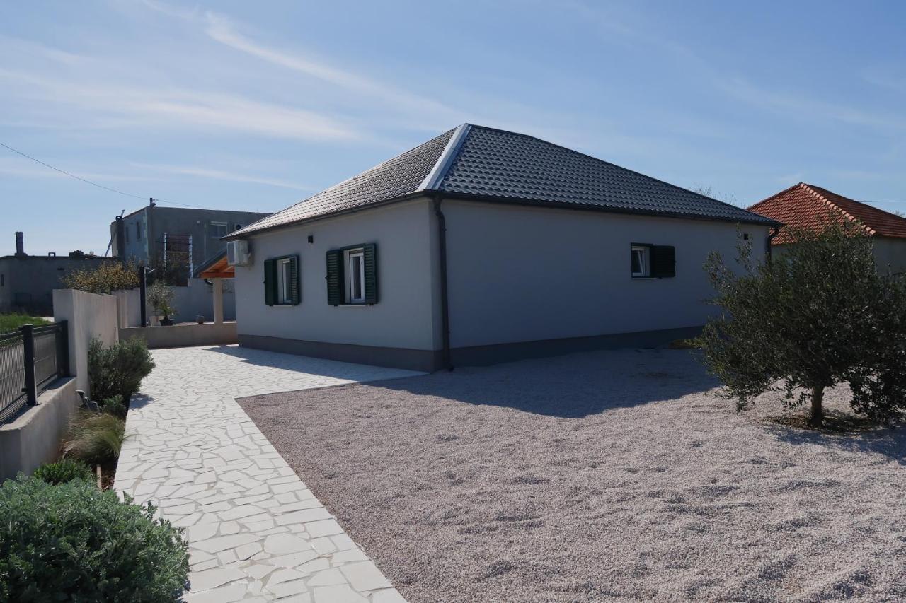 Tara Villa Sveti Filip i Jakov Luaran gambar