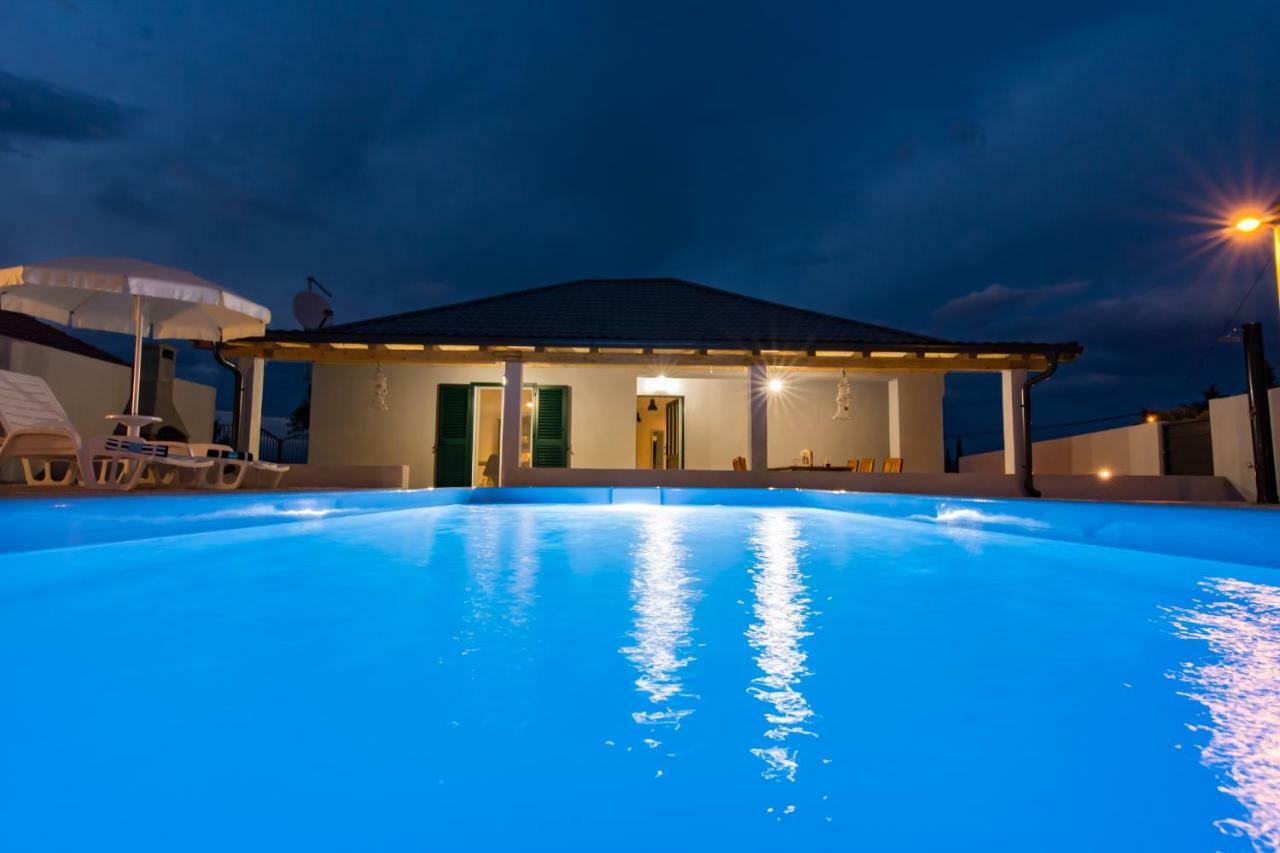 Tara Villa Sveti Filip i Jakov Luaran gambar