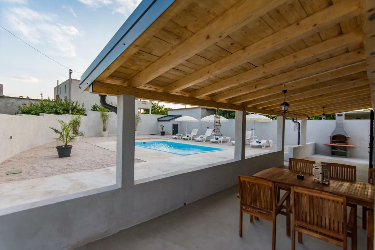 Tara Villa Sveti Filip i Jakov Luaran gambar